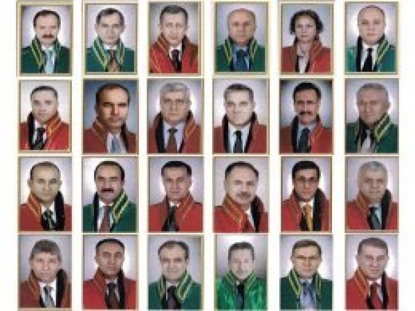 Firari eski Yargıtay üyeleri her yerde aranıyor