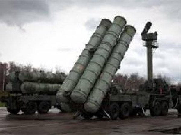 Türkiye ile Rusya arasında S-400 imzaları atıldı