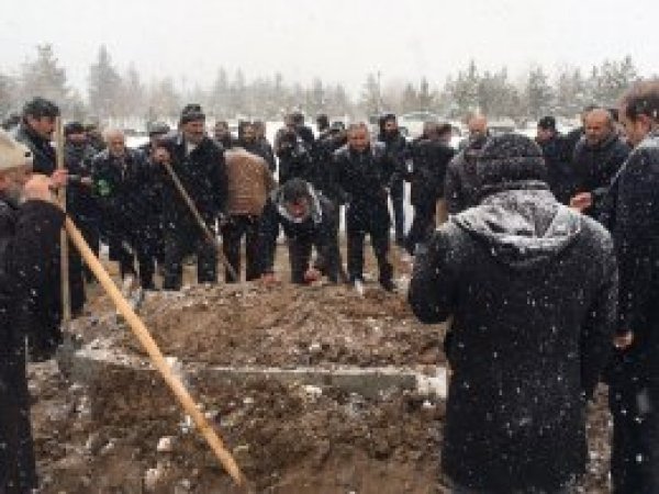 Bir anne daha oğlunun hasretiyle vefat etti 