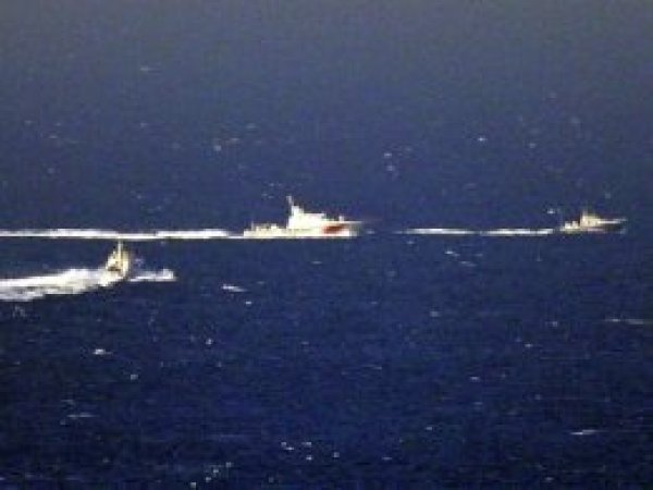 Yunan botlarından Kardak'ta yeni ihlal