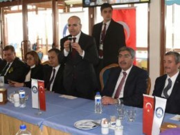 'Hz. Muhammed’in hayatı bizim için örnek bir hayat'