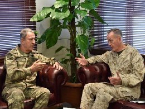 Akar ve Dunford İncirlik'te görüştü