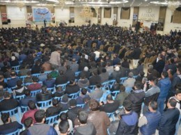 'Şehadet mektebine kayıt olmalıyız'