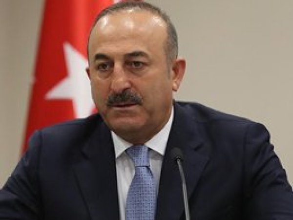 Çavuşoğlu'nun uçağına iniş yasağı