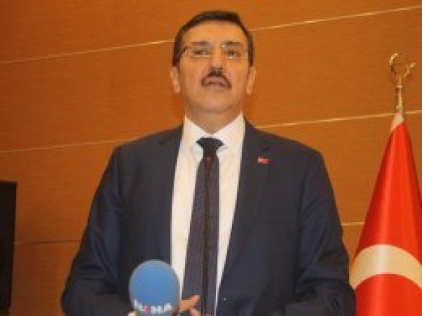 “Kendini geliştirmiş her gencin önünü açarız”