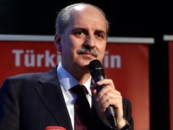 'Hollanda'nın anayasasını değiştirmiyoruz'