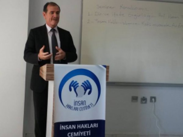 'İslam, düşündüklerini ifade özgürlüğü vermiştir'