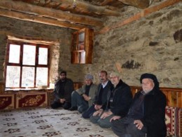 Nîştecihên gundê Nûrsê qala Bedîuzzeman kirin