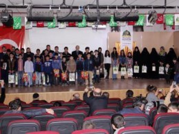 Van'daki Siyer Sınavı'nda dereceye girenlere ödül