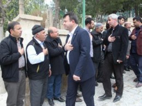 HÜDA PAR heyeti Güneş ailesinin cenazesine katıldı