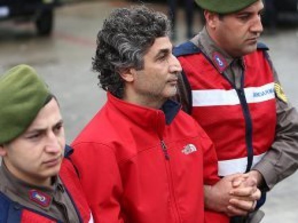Askeriyenin milyonlarını FETÖ şirketlerine gönderdi