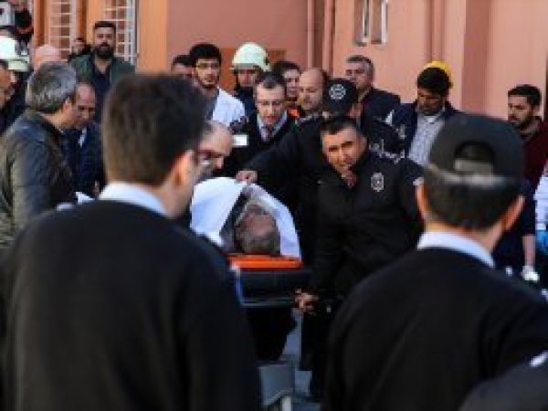İstanbul Tıp Fakültesinde göçük