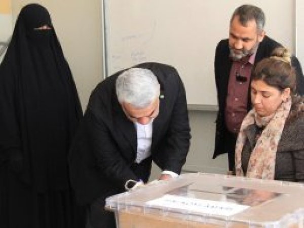 Yapıcıoğlu Diyarbakır'da oyunu kullandı
