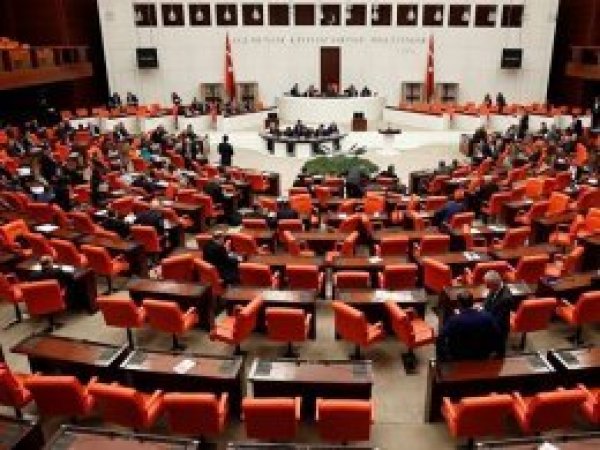 Milletvekili danışmanlarının yıllık maliyeti 160 milyon lira