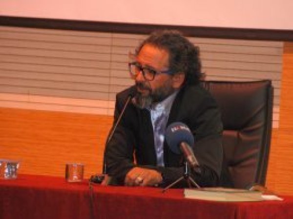 'Tüm sorunların çözüm merci anne okuludur'