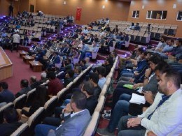 'Zaza Tarihi ve Edebiyatı' paneli düzenlendi