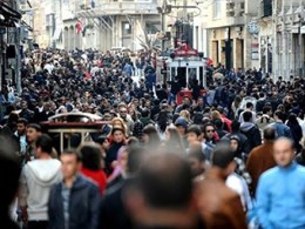 Türkiye'de nüfusun 13 milyonu genç