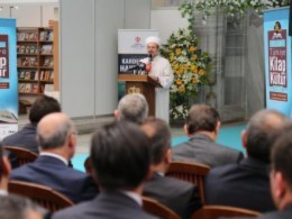 'Çocuğun camideki sesi gürültü değil Allah'ın nimetidir'