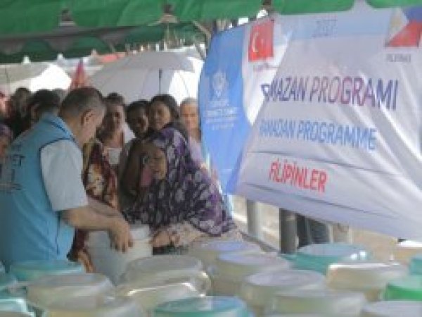 TDV'den Filipinli Müslümanlara yardım