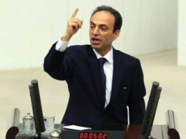 Baydemir: Kilise yapmakla onur duyuyorum
