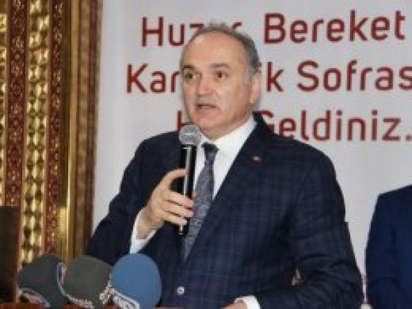  Bakan Özlü: İslam Coğrafyası yetim üretiyor