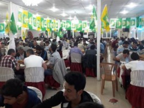 HÜDA PAR Erciş'te iftar programı düzenledi