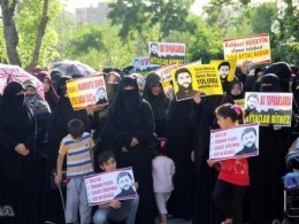 Martyr Aytaç Baran commemorates upon his grave