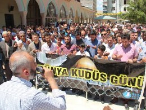 'Kudüs yine sahipsiz yine mahzundur'