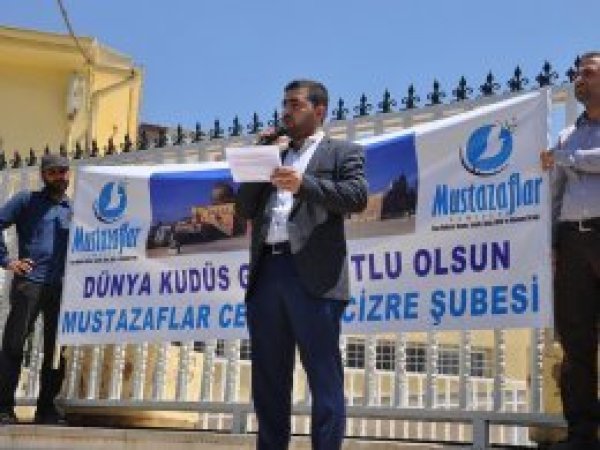 'Zillet elbisesi Mü’minin giyebileceği bir elbise değildir'