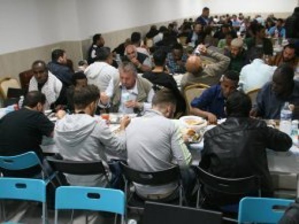 Anvers El Gazali Cemiyeti’nden toplu iftar