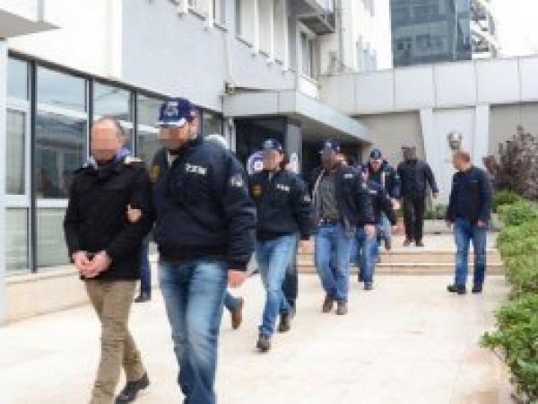 Van'da PKK operasyonu: 30 gözaltı