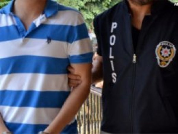 8 ilde FETÖ operasyonu: 52 gözaltı