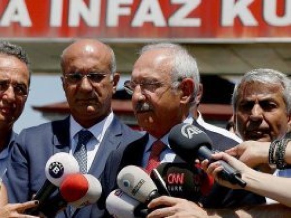 Kılıçdaroğlu, Enis Berberoğlu'nu ziyaret etti
