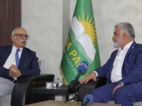 'Kürtlerin gelecekleri hakkında karar verme hakkı vardır'