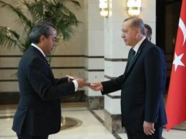 Meksika Büyükelçisinden güven mektubu