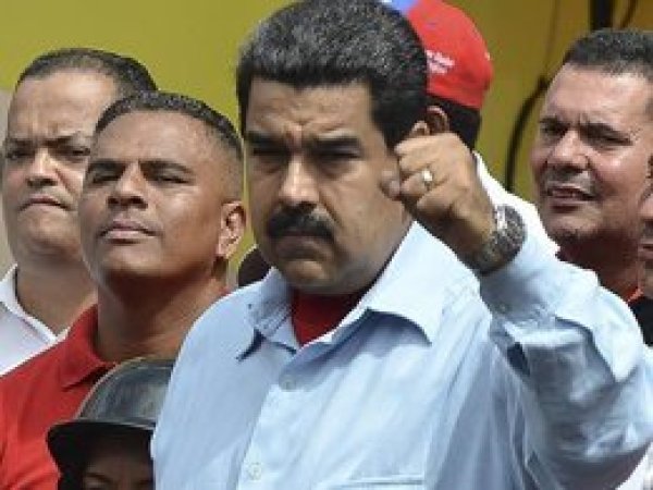 Maduro: Ayaklanmanın arkasında ABD ve Kolombiya var