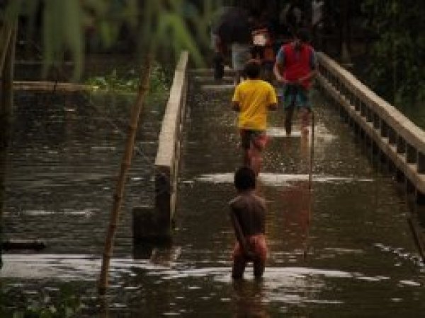 Bangladeş'te 100 yılın sel felaketi