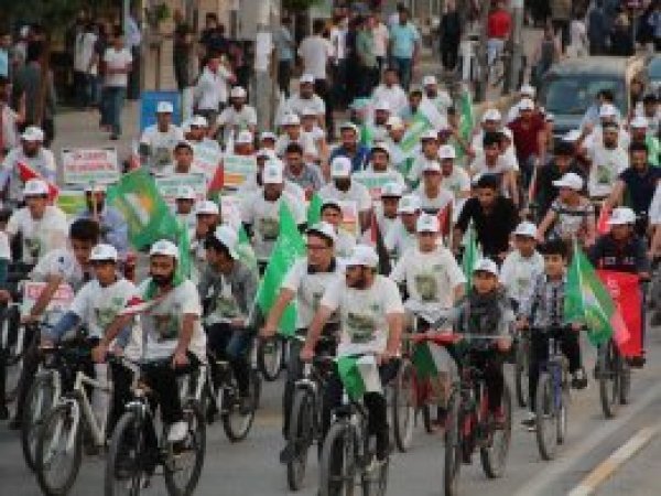 Van’da Kudüs için pedal çevrildi