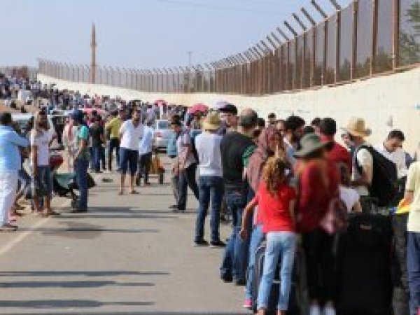 50 bin Suriyeli bayram için ülkesine geçti