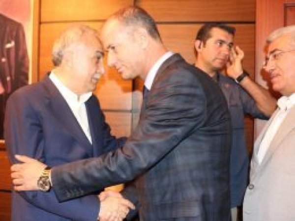 Bakan Fakıbaba Urfa'da bayramlaştı