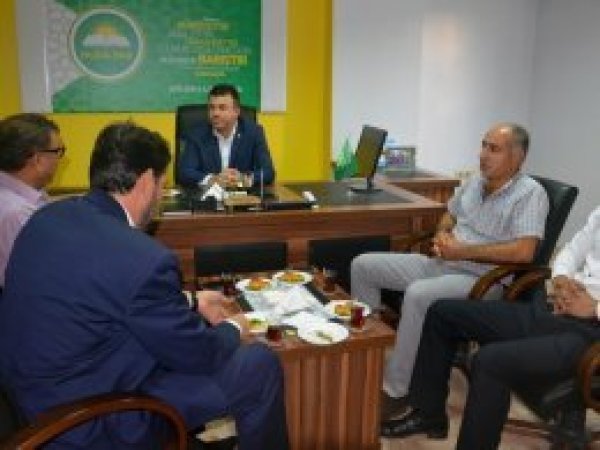 'Kürt halkının iradesine saygılı olunmalı'