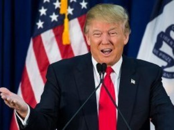 Trump, BAE Veliaht Prensi ile Katar'ı görüştü