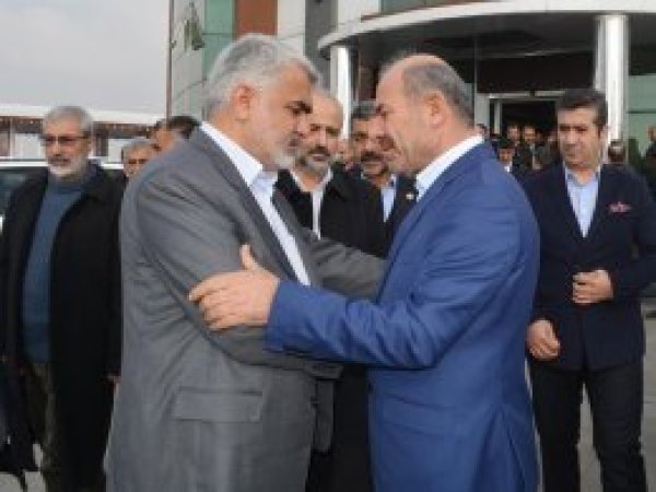 Yapıcıoğlu'ndan Dinç ailesine taziye ziyareti