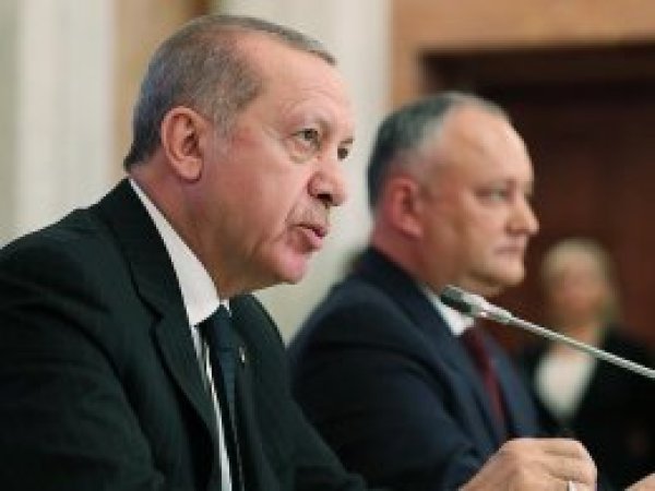 Erdoğan'dan Moldova'ya FETÖ uyarısı