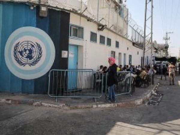 İsrail Kudüs'te UNRWA'nın yetkilerine el koymaya başladı 