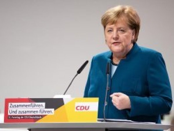 Merkel, CDU genel başkanı olarak son kez konuştu