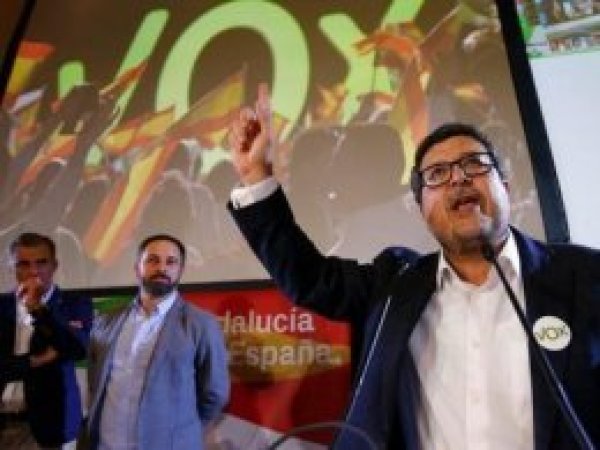 Sağ popülistler Endülüs Parlamentosu'nda