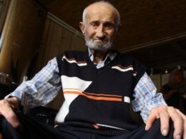 85 yaşında ilk kez hastaneye gitti böbreği olmadığını öğrendi