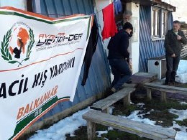 Avrupa Yetim-Der'den Karadağ’a sığınan mültecilere yardım
