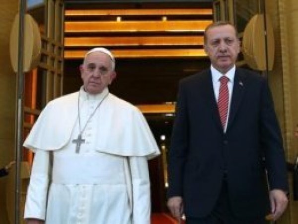 Cumhurbaşkanı Erdoğan Vatikan'da Papa ile görüşecek